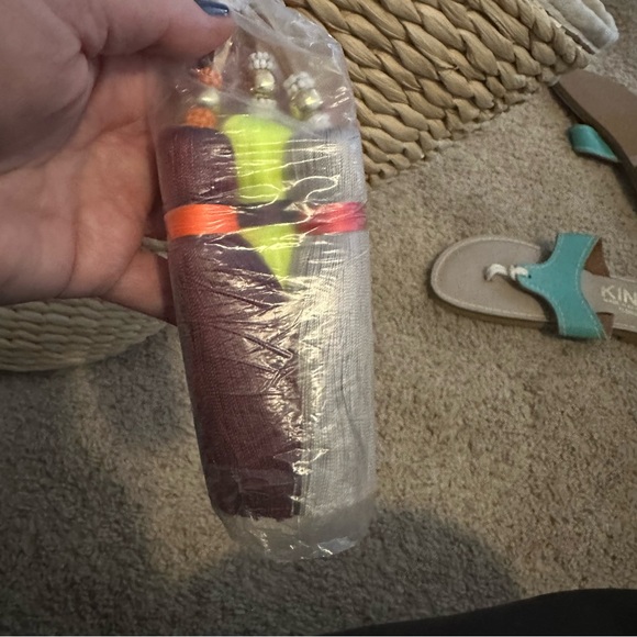 India Hicks bucket style straw bag - Picture 4 of 4